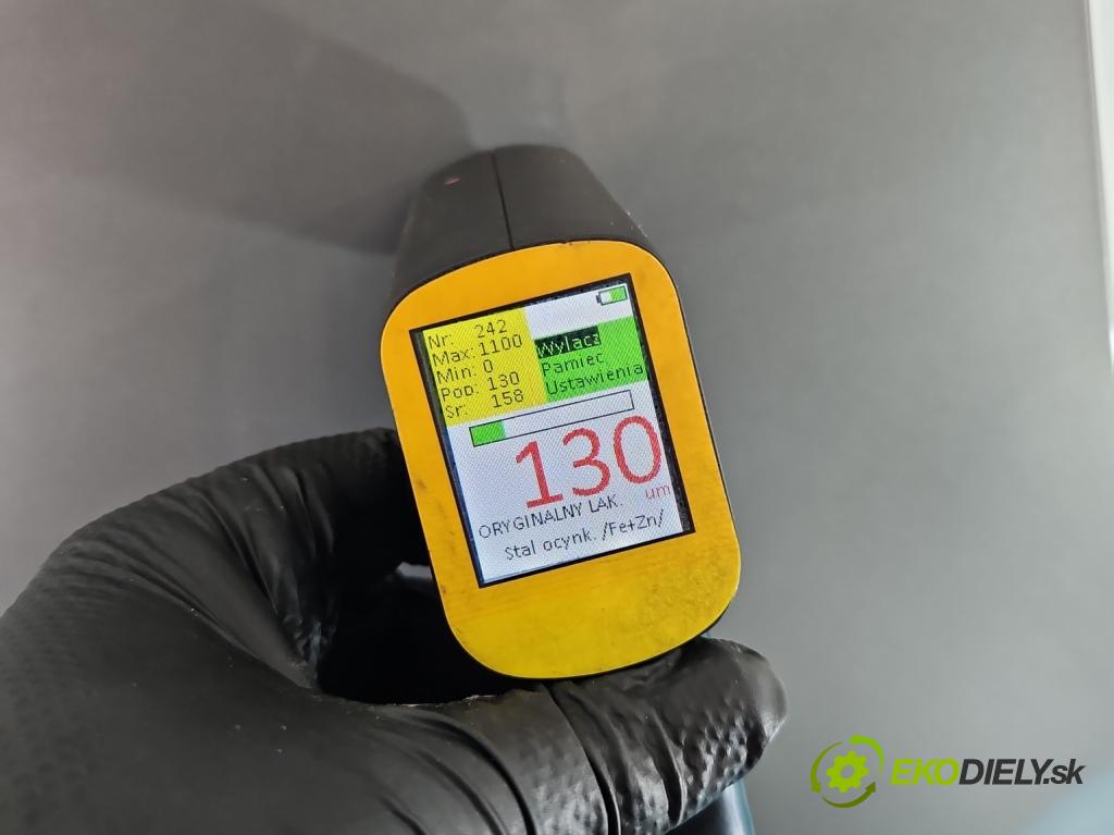 Volvo V50 2.0d 133 hp manual 98 kW 1997 cm3 5- blatnik přední levý  (Levý přední blatník)