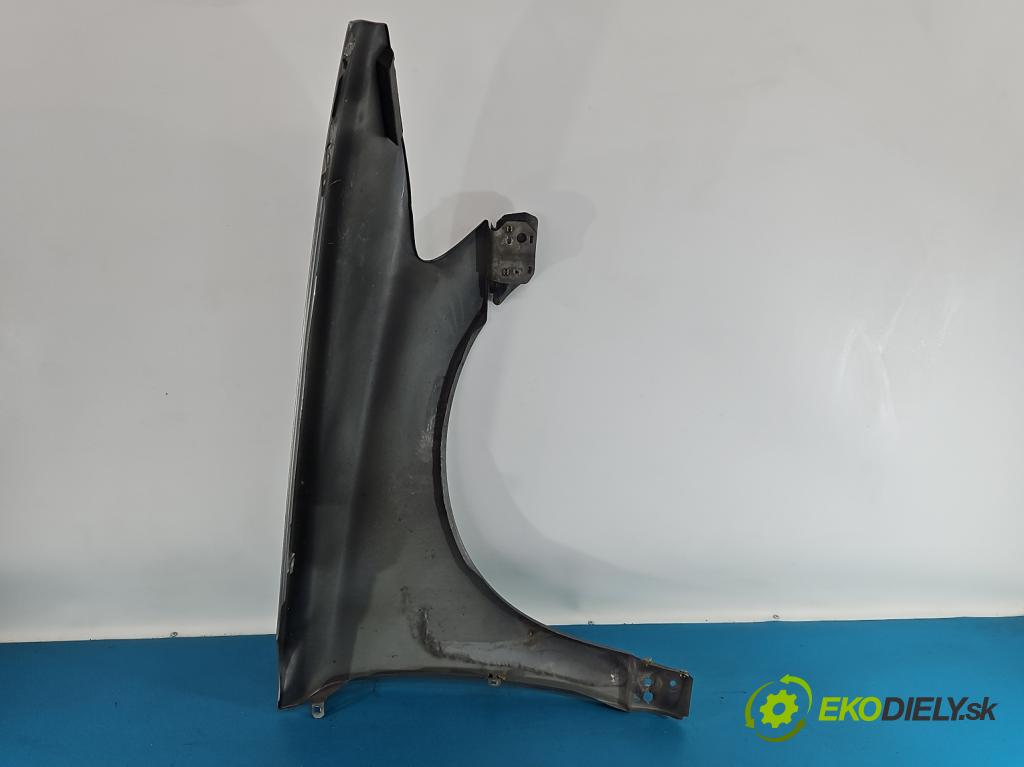 Volvo V50 2.0d 133 hp manual 98 kW 1997 cm3 5- blatnik přední levý  (Levý přední blatník)