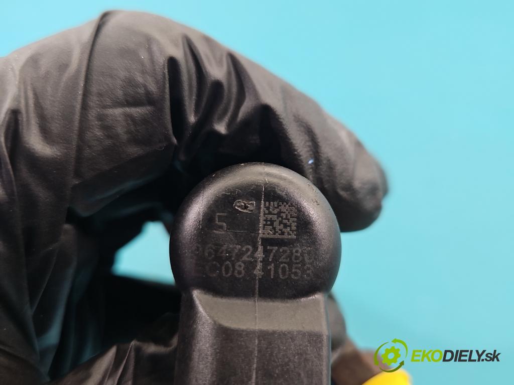 Volvo V50 2.0d 133 HP manual 98 kW 1997 cm3 5- vstrek 9647247280 (Vstrekovač paliva)