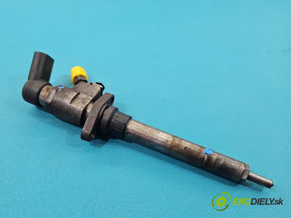 Volvo V50 2.0d 133 HP manual 98 kW 1997 cm3 5- vstrek 9647247280 (Vstrekovač paliva)