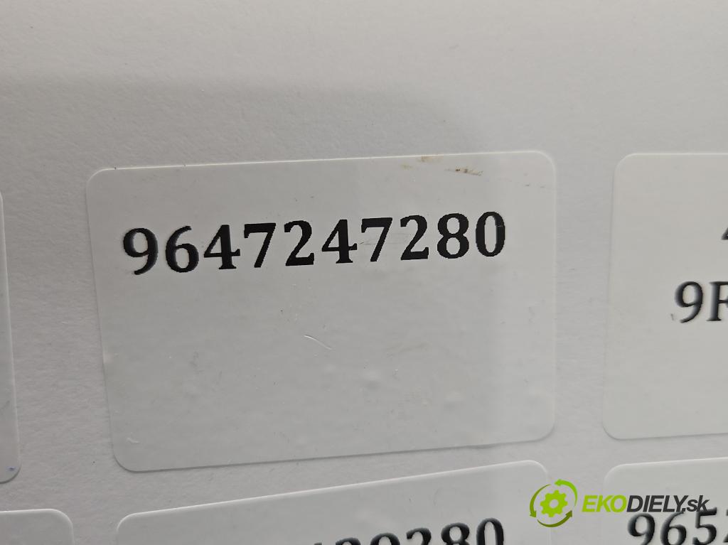 Volvo V50 2.0d 133 HP manual 98 kW 1997 cm3 5- vstrek 9647247280 (Vstrekovač paliva)