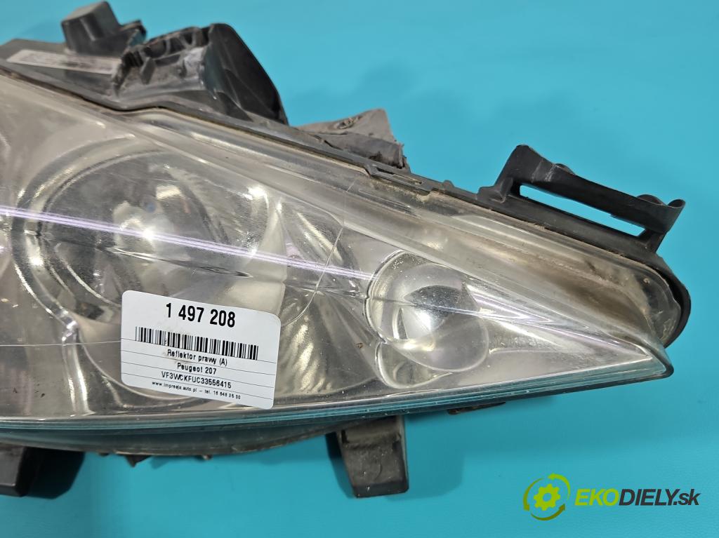 Peugeot 207 1.4 16V 88 HP manual 65 kW 1360 cm3 5- Reflektor: pravý 9649986180 (Svetlo predné pravé)