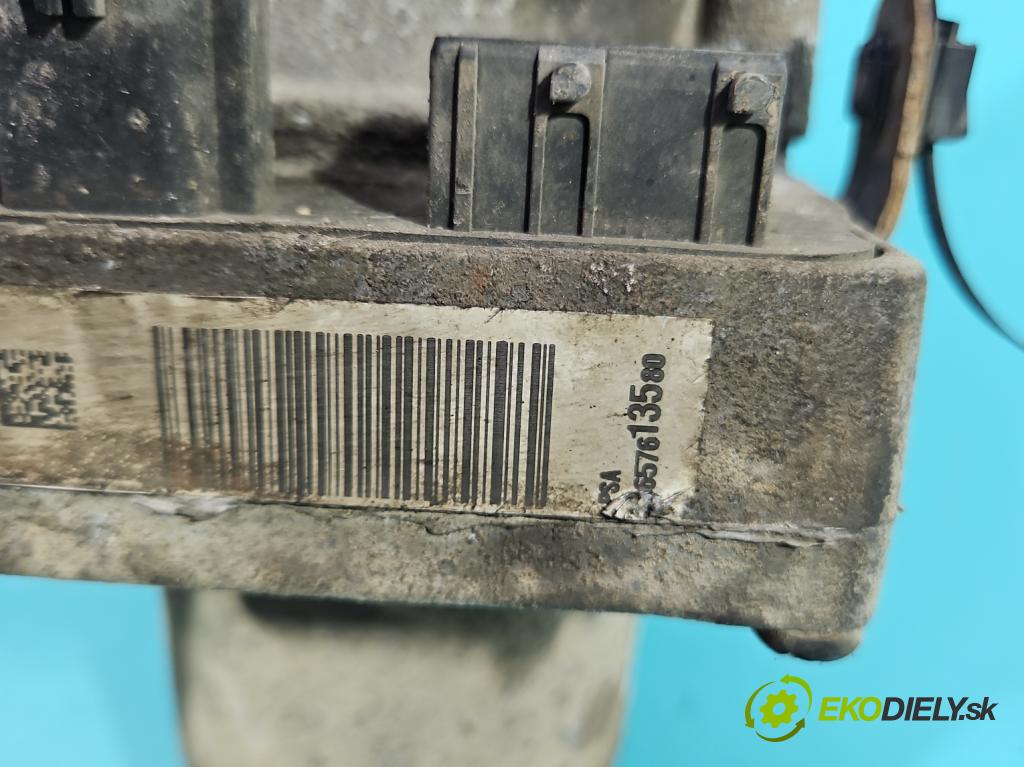 Citroen C4 I 2004-2011 1.4 16V 88 HP manual 65 kW 1360 cm3 5- čerpadlo posilovač A5097515A (Servočerpadlo)