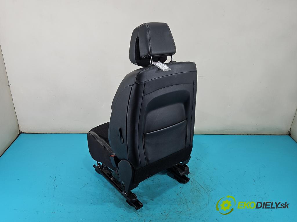 Renault Talisman 2015-2022 1.6 150 HP automatic 110 kW 1618 cm3 4- Sedačka pravý  (Sedadlo)