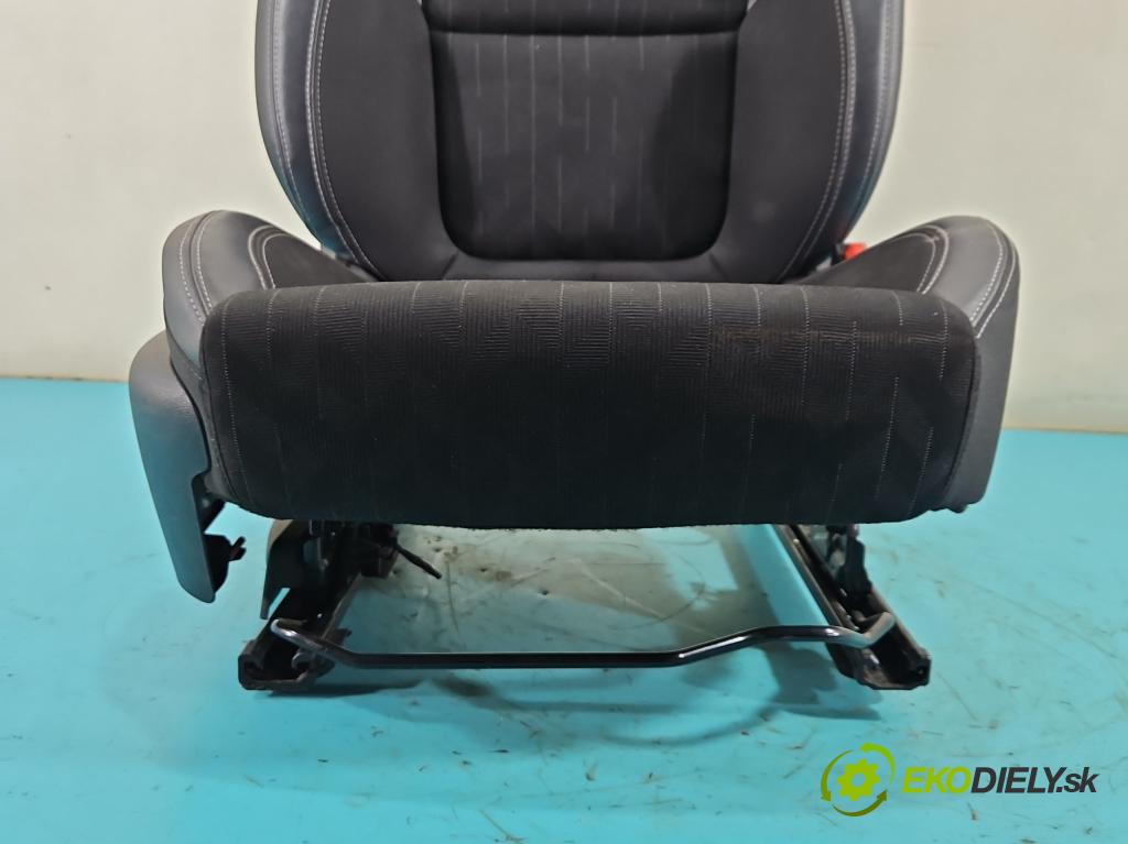 Renault Talisman 2015-2022 1.6 150 HP automatic 110 kW 1618 cm3 4- Sedačka pravý  (Sedadlo)