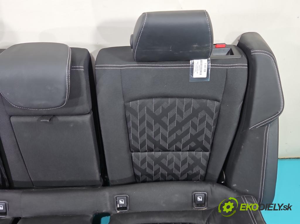 Renault Talisman 2015-2022 1.6 150 HP automatic 110 kW 1618 cm3 4- Pohovka: zadné  (Sedadlo)