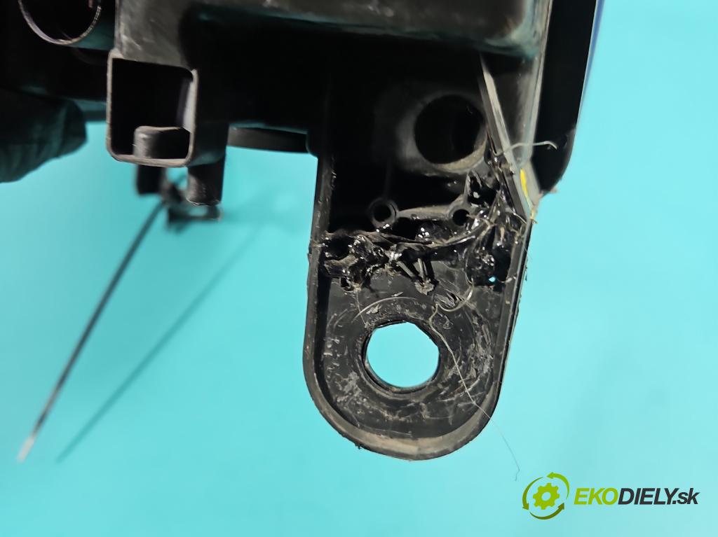 Audi A6 C6 2004-2011 2.0 tdi 140 HP automatic 103 kW 1968 cm3 4- Reflektor: pravý 4F0941004 (Svetlo predné pravé)