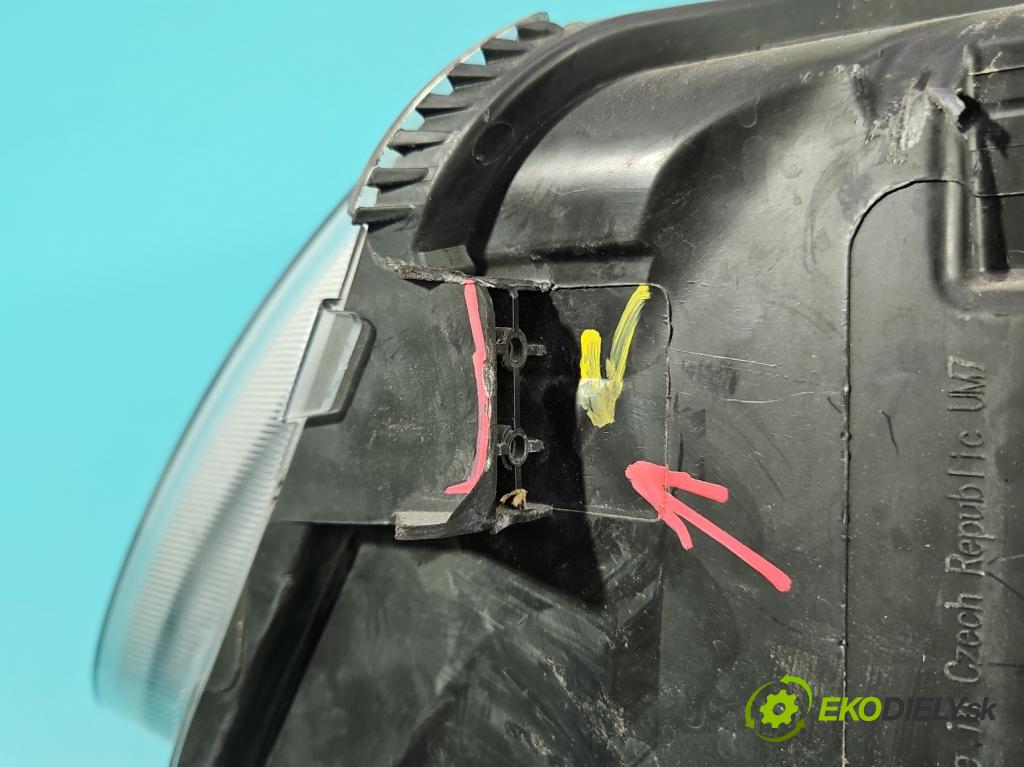 Audi A6 C6 2004-2011 2.0 tdi 140 HP automatic 103 kW 1968 cm3 4- Reflektor: pravý 4F0941004 (Svetlo predné pravé)