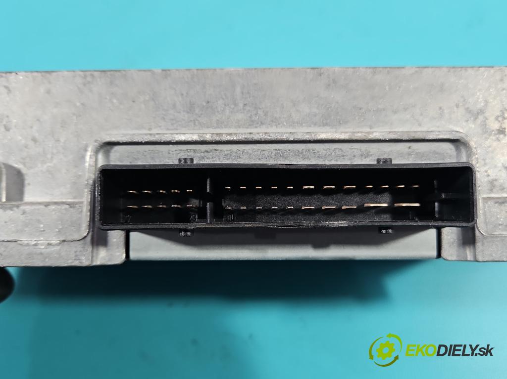 Audi A6 C6 2004-2011 2.0 tdi 140 HP automatic 103 kW 1968 cm3 4- Zesilovač: 4F0910223M (Zosilňovač)