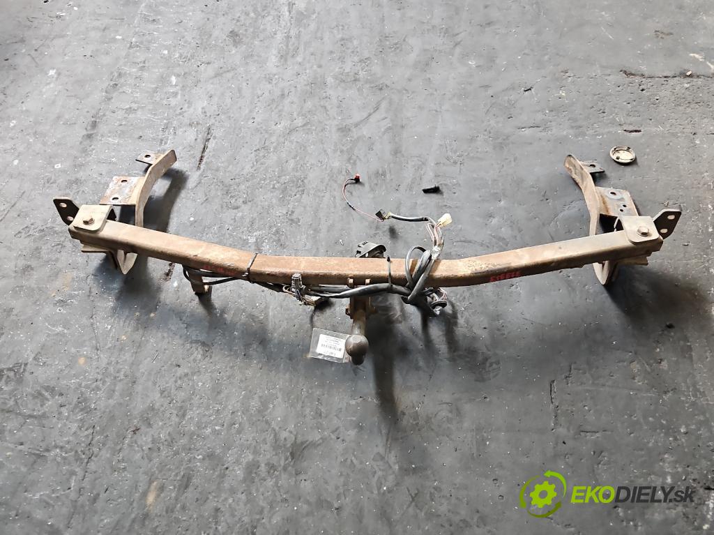 Kia Carnival II 2005-2014 2.9 crdi 185 hp manual 136 kW 2902 cm3 5- oko tažné  (Tažné zařízení)