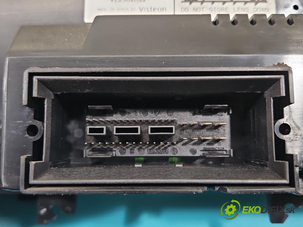 Vw Golf V 2003-2009 1.4 16V 75 HP manual 55 kW 1390 cm3 3- prístrojovka/ budíky 1K0920852 (Prístrojová doska)