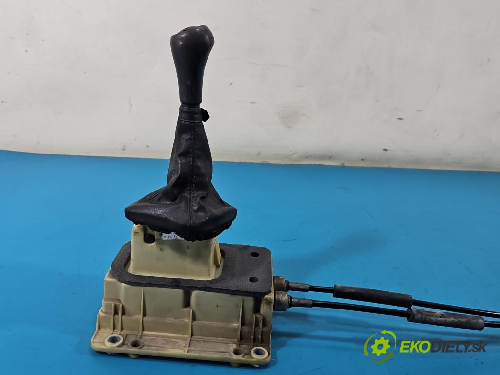 Fiat Stilo 1.9 jtd 120 HP manual 88 kW 1910 cm3 5- Páka: Změny: stupeň,rýchlosť  (Rýchlostná páka (kulisa))