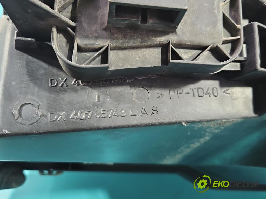 Fiat Stilo 1.9 jtd 120 HP manual 88 kW 1910 cm3 5- Reflektor: pravý 517127100 (Svetlo predné pravé)