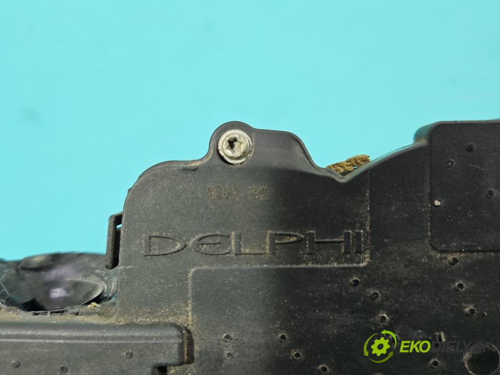 Fiat Stilo 1.9 jtd 120 hp manual 88 kW 1910 cm3 5- zámek přední levý 51759063