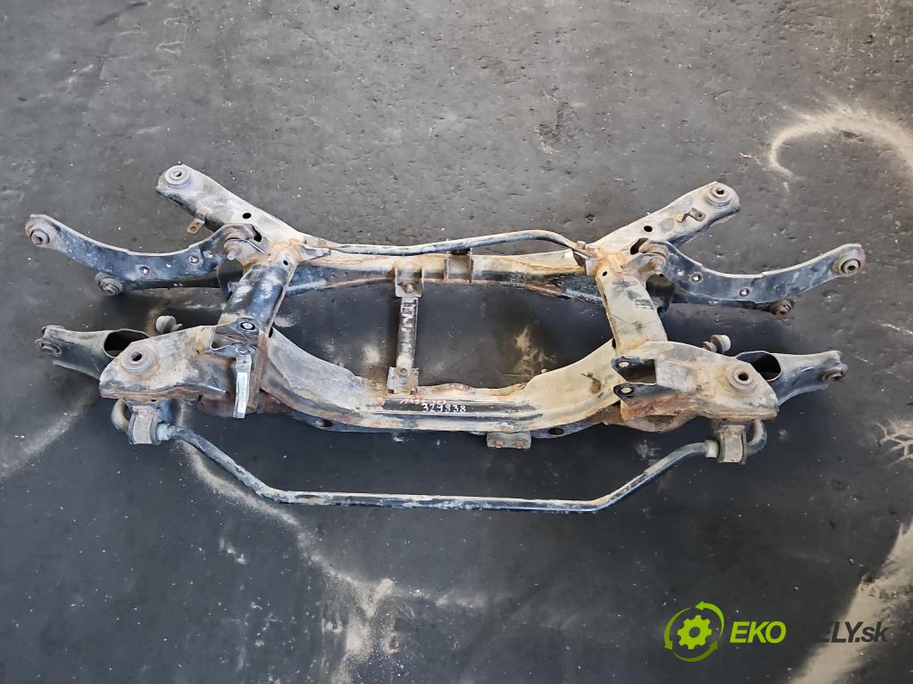 Mitsubishi Outlander III 2012-2022 2.4 135 hp automatic 99 kW 2360 cm3 5- zadní výztuha  (Zadní výztuha)