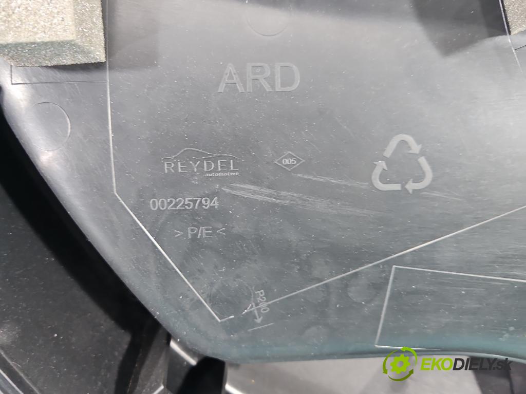 Peugeot 3008 II 2016-2023 2.0 hdi 150 hp manual 110 kW 1997 cm3 5- Tapacír: dveře zadní pravé