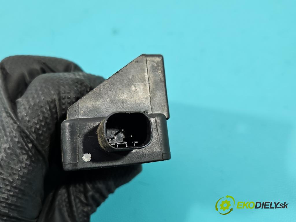Vw New Beetle 1998-2010 1.9 tdi 90 hp manual 66 kW 1896 cm3 3- snímač ESP 1J1907637