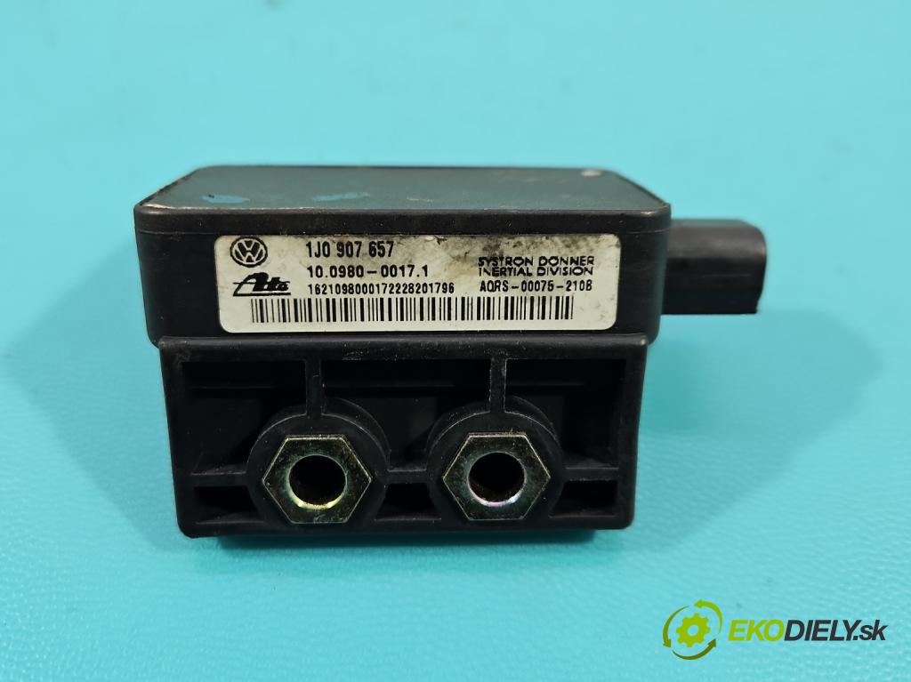 Vw New Beetle 1998-2010 1.9 tdi 90 hp manual 66 kW 1896 cm3 3- snímač ESP 1J1907637