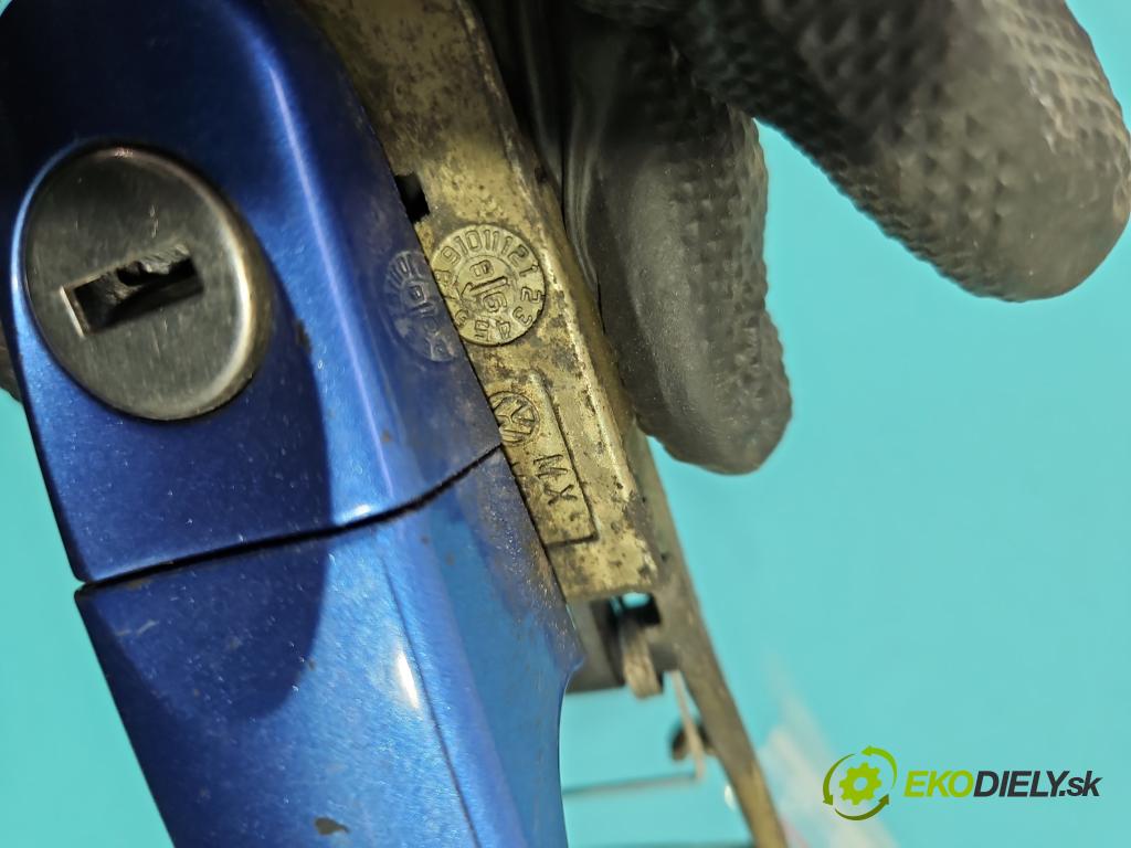 Vw New Beetle 1998-2010 1.9 tdi 90 HP manual 66 kW 1896 cm3 3- rukoväť predné ľavé mimo:  (Kľučka dverí vonkajšia predná ľavá)