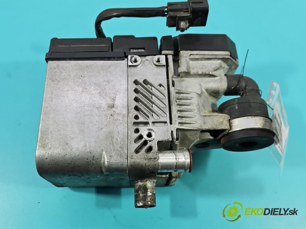 Kia Carnival II 2005-2014 2.9 crdi 185 hp manual 136 kW 2902 cm3 5- Webasto  (Webasto (nezávislé topení))