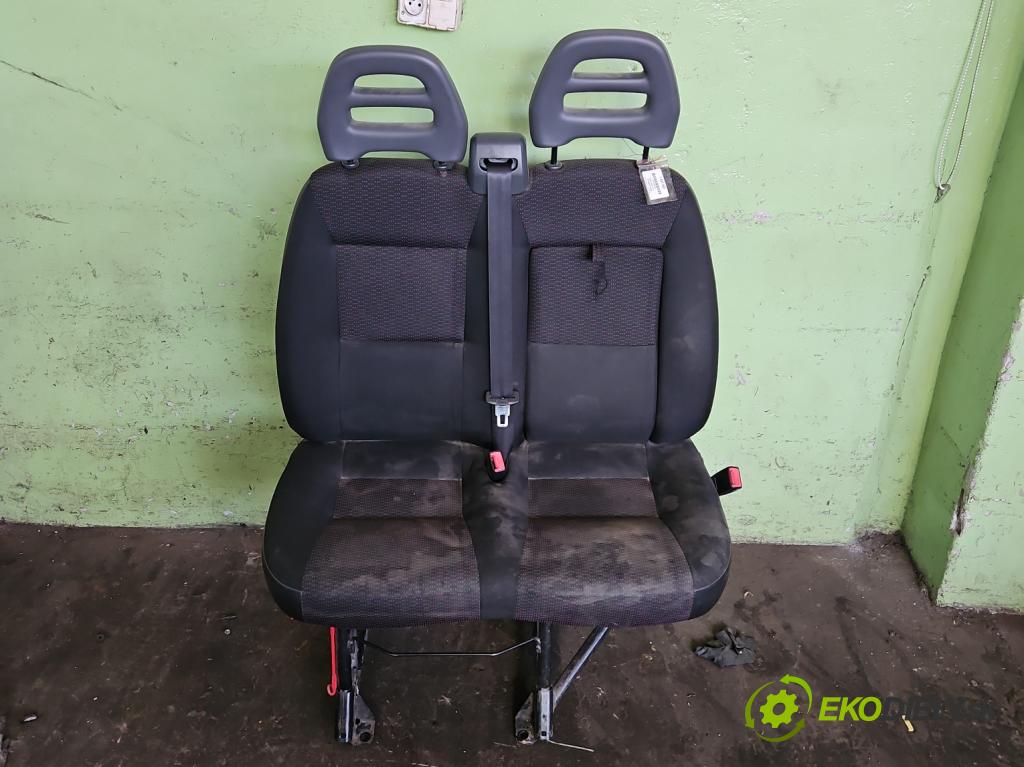 Citroen Jumper III 2014- 2.2 hdi 110 HP manual 81 kW 2198 cm3 4- Sedačka pravý  (Sedadlo)