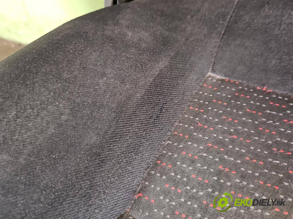 Citroen Jumper III 2014- 2.2 hdi 110 hp manual 81 kW 2198 cm3 4- Sedadlo levý  (Sedadlo)