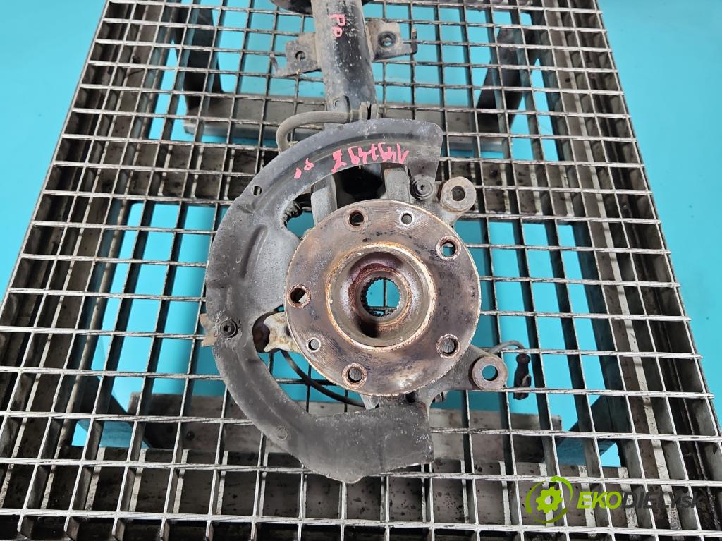 Renault Megane IV 2016-2024 1.3 116 HP manual 85 kW 1332 cm3 5- náboj ľavé  (Náboj kolesa)