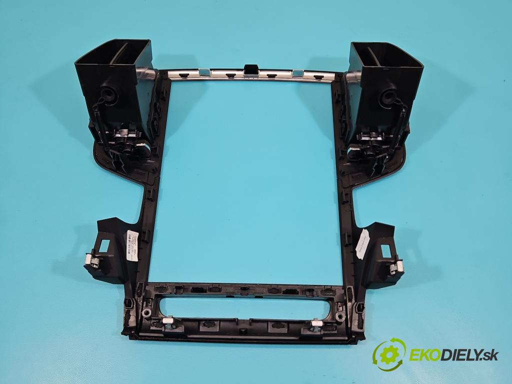 Renault Megane IV 2016-2024 1.3 116 HP manual 85 kW 1332 cm3 5- Mřížka: kúrenia stredová 687501810R (Mriežka kúrenia (fukár))