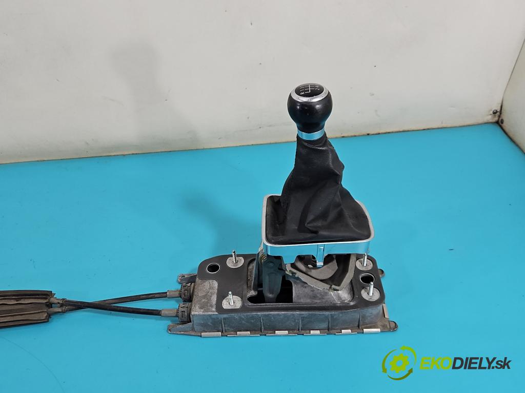 Vw Tiguan I 2007-2016 2.0 TDI 140 HP manual 103 kW 1968 cm3 5- Páka: Změny: stupeň,rýchlosť 1K0711061B (Rýchlostná páka (kulisa))