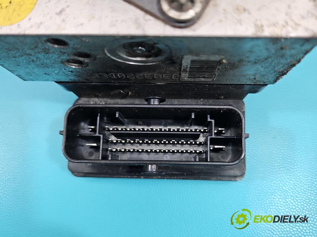 Vw Tiguan I 2007-2016 2.0 TDI 140 HP manual 103 kW 1968 cm3 5- čerpadlo abs 5N0614517G (Pumpa ABS)