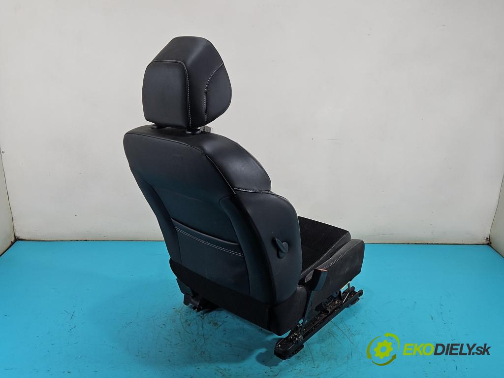 Renault Megane IV 2016-2024 1.3 116 hp manual 85 kW 1332 cm3 5- Sedadlo levý  (Sedadlo)