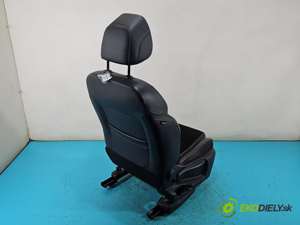 Renault Megane IV 2016-2024 1.3 116 HP manual 85 kW 1332 cm3 5- Sedačka pravý (Sedadlo)