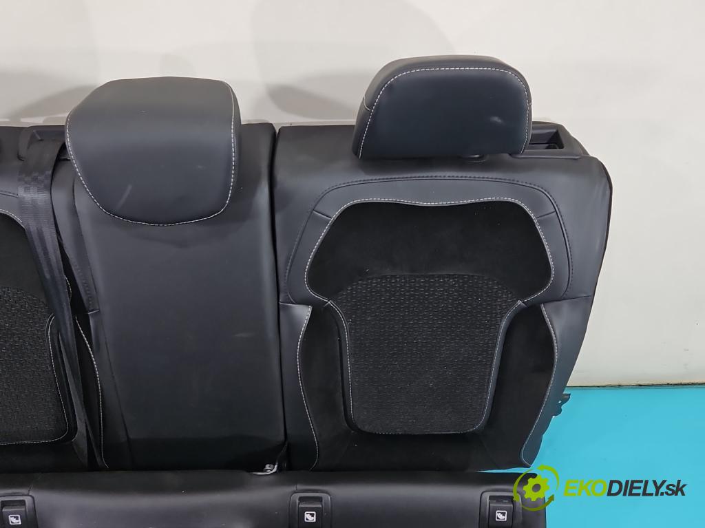 Renault Megane IV 2016-2024 1.3 116 HP manual 85 kW 1332 cm3 5- Pohovka: zadné  (Sedadlo)