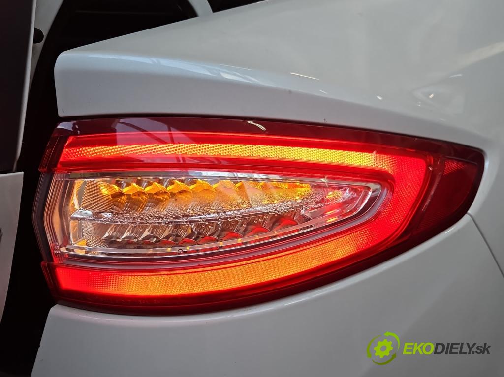 Ford Fusion USA 2012-2020 2.0 EcoBoost: automatic 179 kW 1999 cm3 4- svetlo / reflektor zadné pravé  (Kľučka dverí ostatné)
