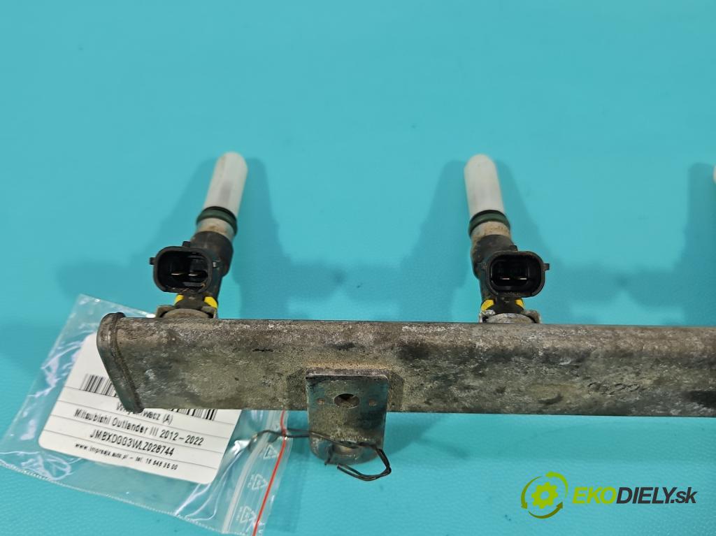 Mitsubishi Outlander III 2012-2022 2.4 135 HP automatic 99 kW 2360 cm3 5- vstrek 1465A412 (Vstrekovač paliva)