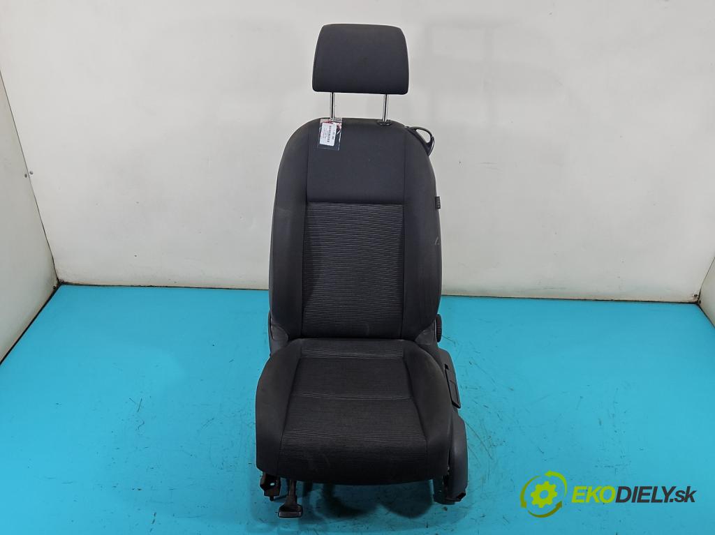 Vw Golf V 2003-2009 1.4 16V 75 HP manual 55 kW 1390 cm3 3- Sedačka ľavý  (Sedadlo)