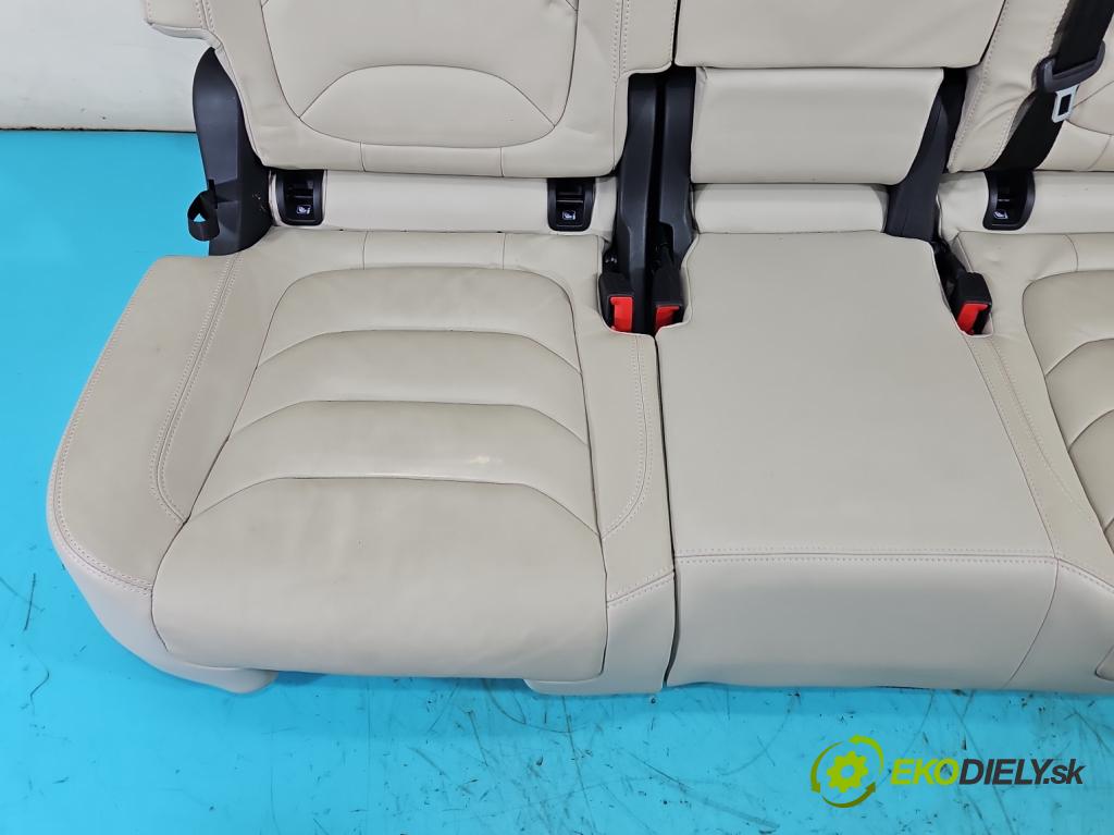 Skoda Kodiaq I 2.0 TSI 190 HP automatic 140 kW 1984 cm3 5- Pohovka: zadné  (Sedadlo)