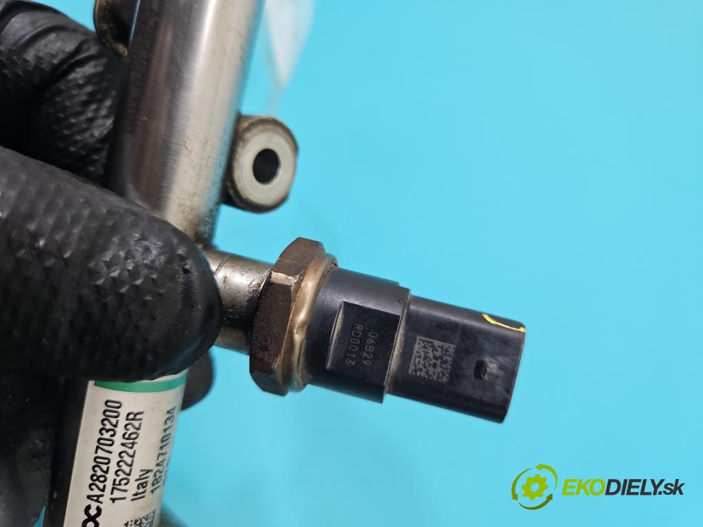 Renault Megane IV 2016-2024 1.3 116 HP manual 85 kW 1332 cm3 5- lišta vstrekovacia A2820701100 (Vstrekovacia lišta)