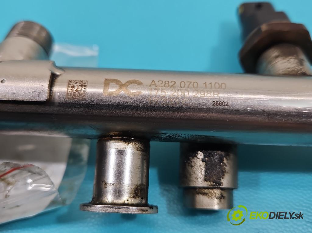 Renault Megane IV 2016-2024 1.3 116 HP manual 85 kW 1332 cm3 5- lišta vstrekovacia A2820701100 (Vstrekovacia lišta)