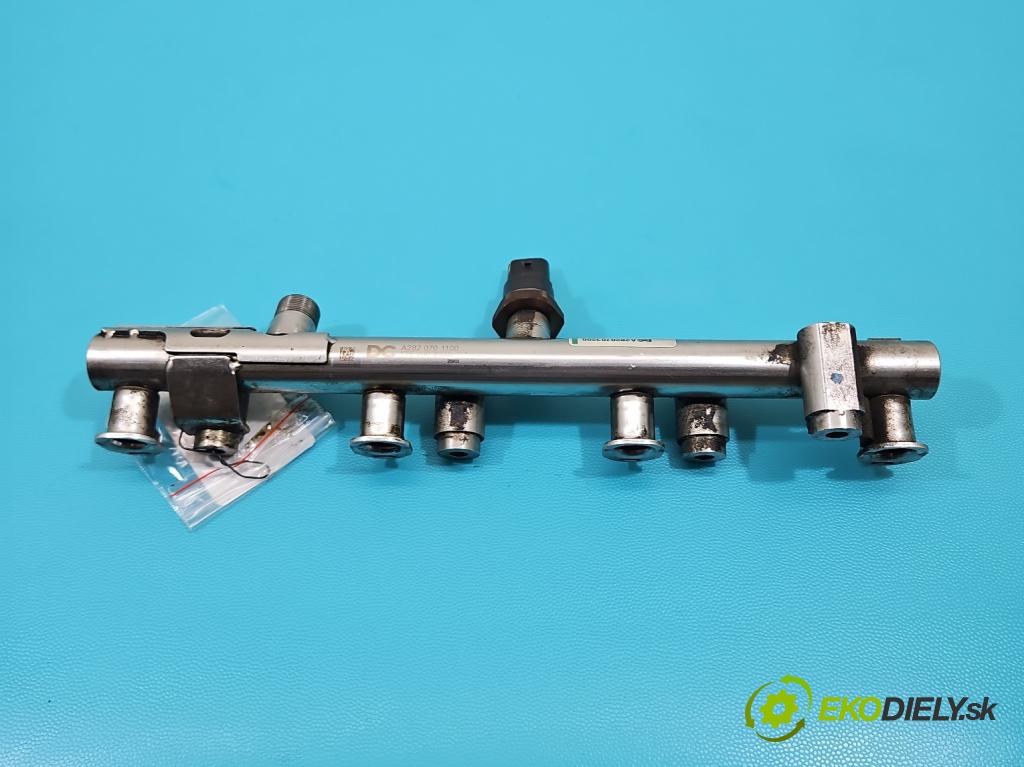 Renault Megane IV 2016-2024 1.3 116 HP manual 85 kW 1332 cm3 5- lišta vstrekovacia A2820701100 (Vstrekovacia lišta)