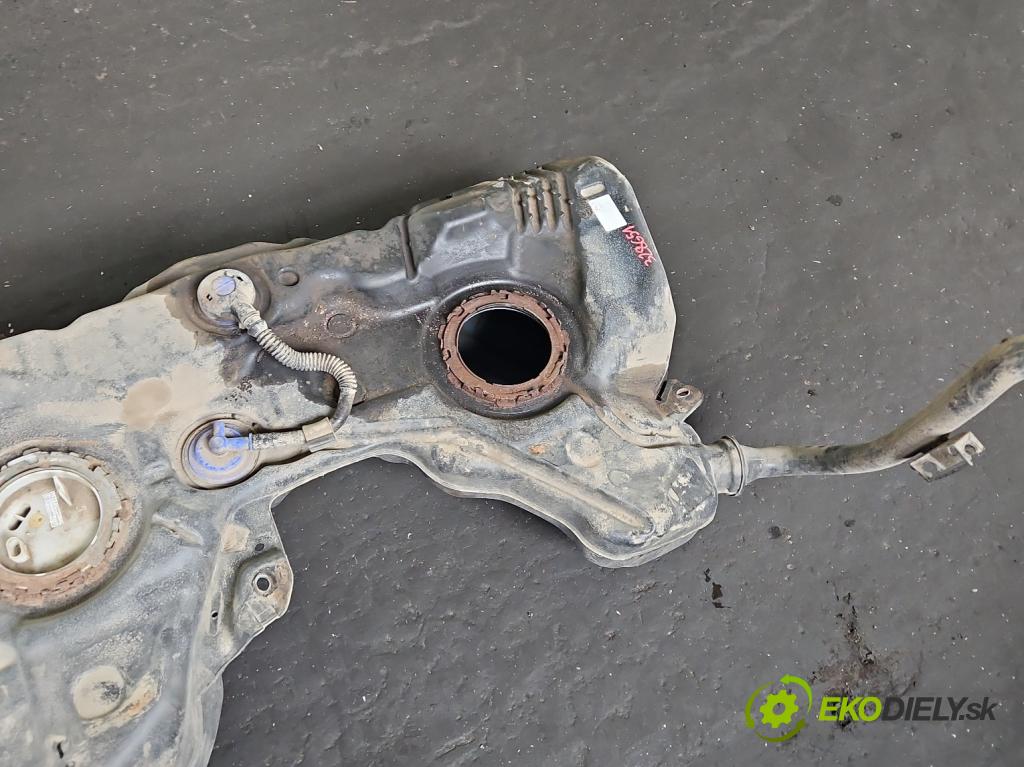 Vw Tiguan I 2007-2016 2.0 TDI 140 hp manual 103 kW 1968 cm3 5- Nádrž: paliva  (Palivová nádrž)