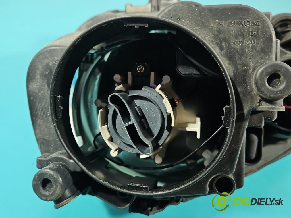 Vw Golf V 2003-2009 1.4 16V 75 HP manual 55 kW 1390 cm3 3- Reflektor: pravý 1K6941006P (Svetlo predné pravé)