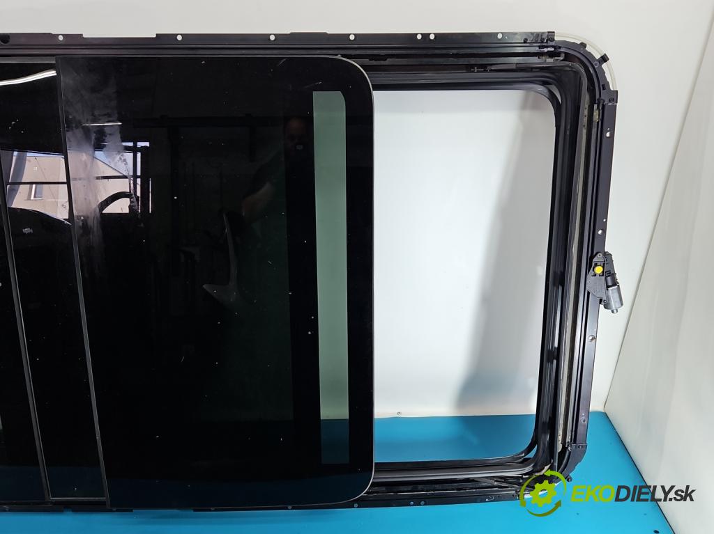 Audi Q7 2005-2015 3.6 V6 FSI 280KM automatic 206 kW 3562 cm3 5- Střešní okno: 0390200071 (Sklo karoserie)