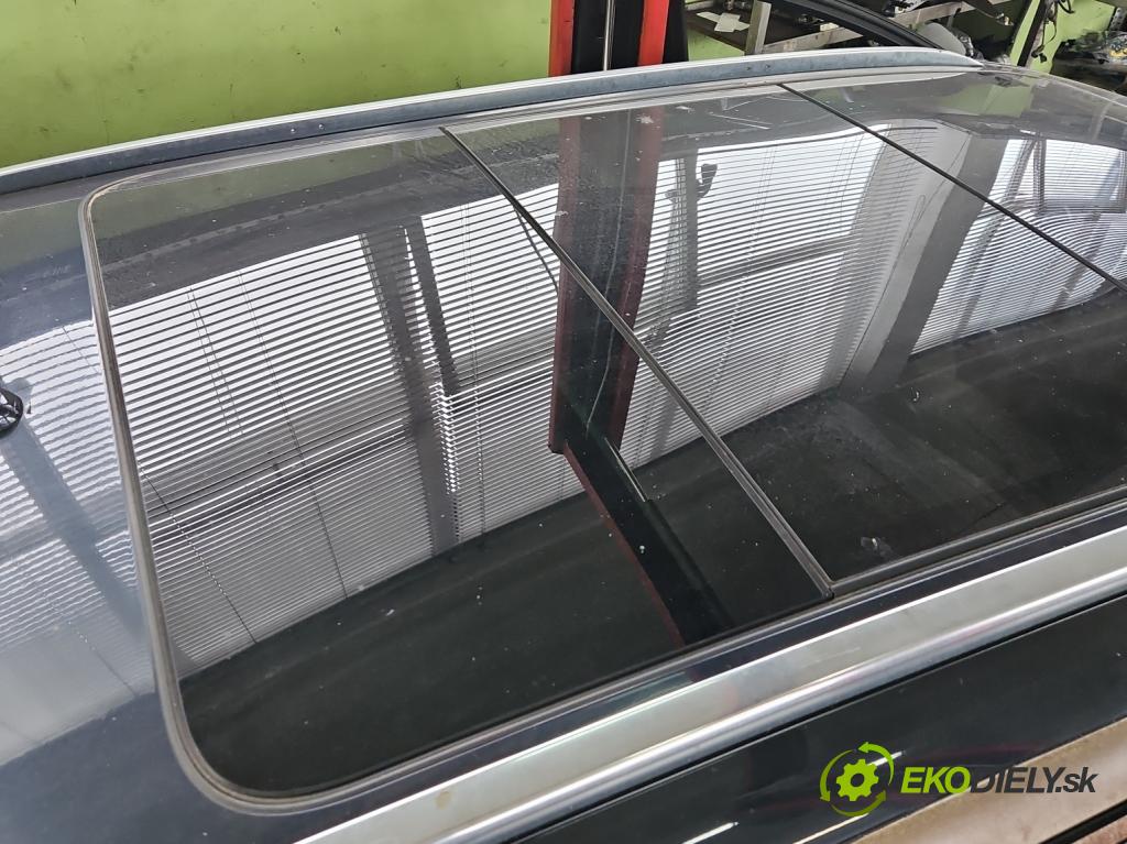 Audi Q7 2005-2015 3.6 V6 FSI 280KM automatic 206 kW 3562 cm3 5- Střešní okno: 0390200071 (Sklo karoserie)