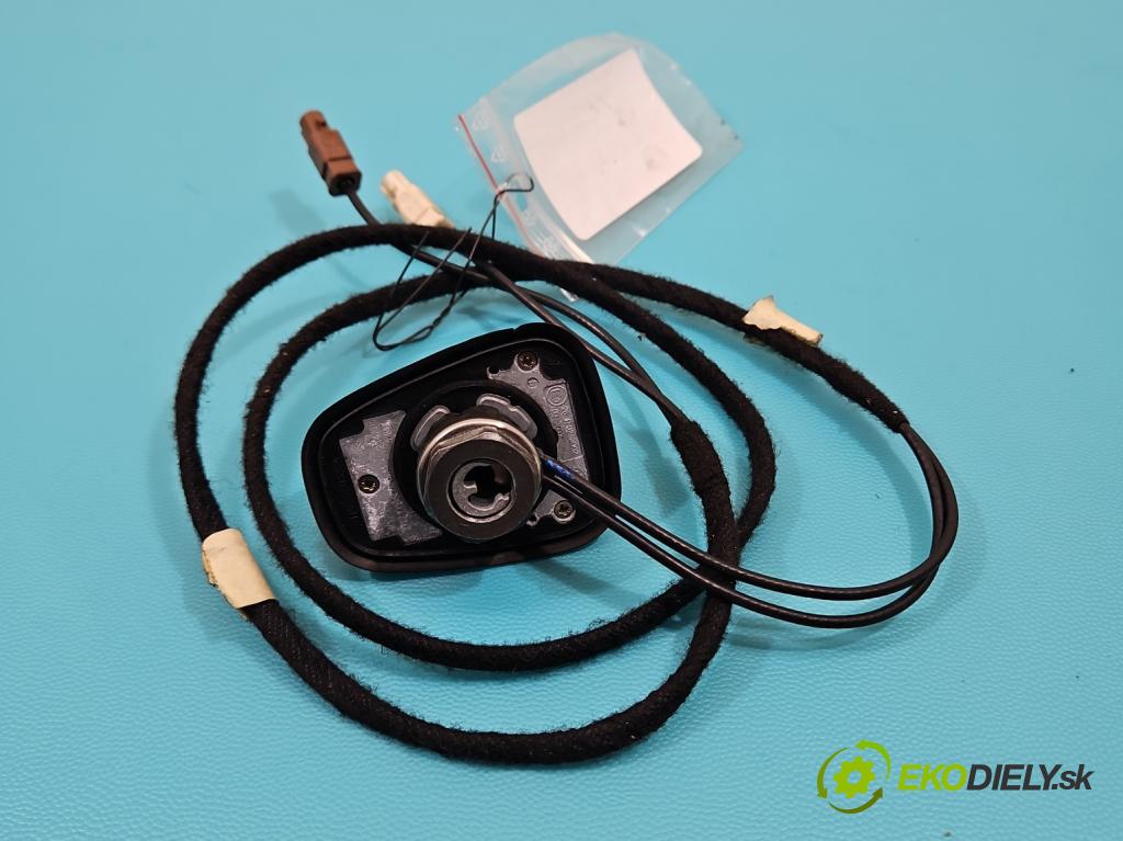 Renault Megane IV 2016-2024 1.3 116 hp manual 85 kW 1332 cm3 5- Antena 282179409R