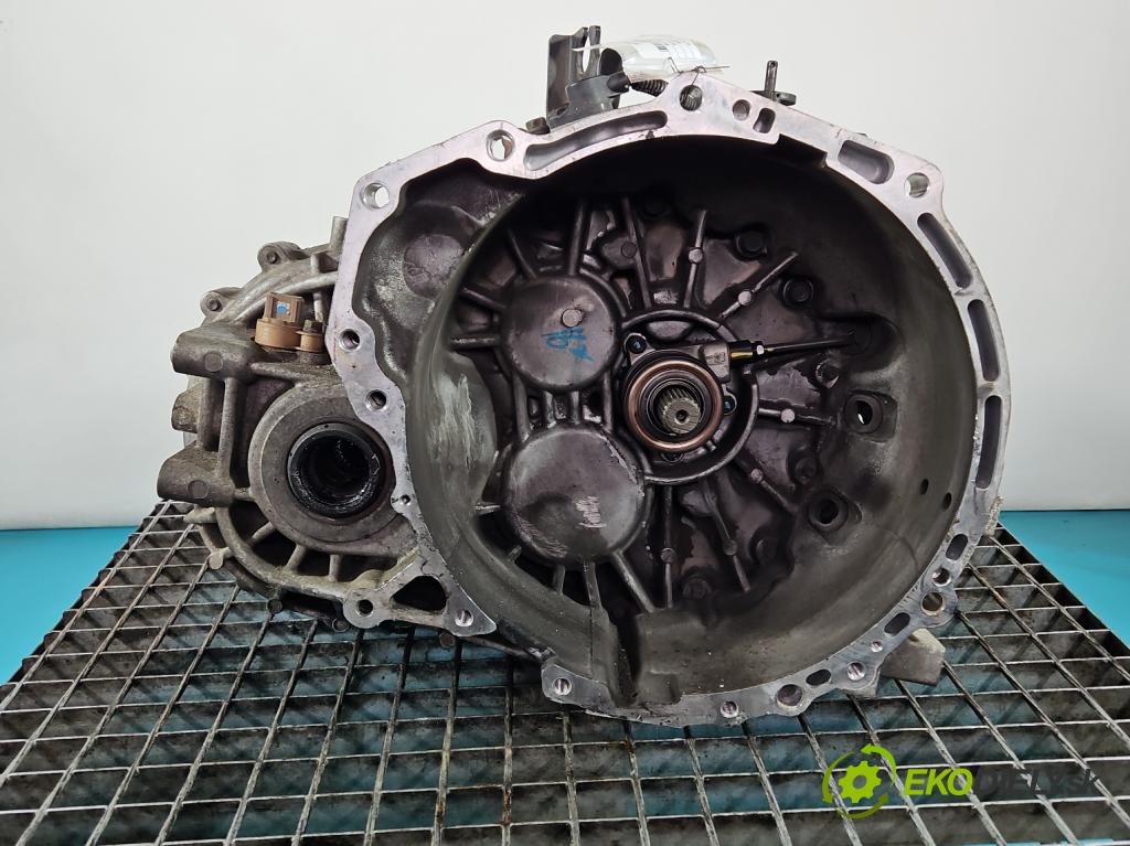 Kia Carnival II 2005-2014 2.9 crdi 185 hp manual 136 kW 2902 cm3 5- převodovka stupňová manual Y060712101