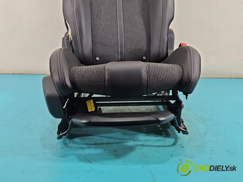 Peugeot 3008 II 2016-2023 2.0 hdi 150 HP manual 110 kW 1997 cm3 5- Sedačka pravý (Sedadlo)