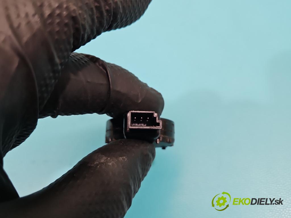 Hyundai Elantra VI 2015-2020 1.6 16V 128 HP manual 93,8 kW 1591 cm3 4- snímač déšť: 96000-C1000 (Snímač dažďa)