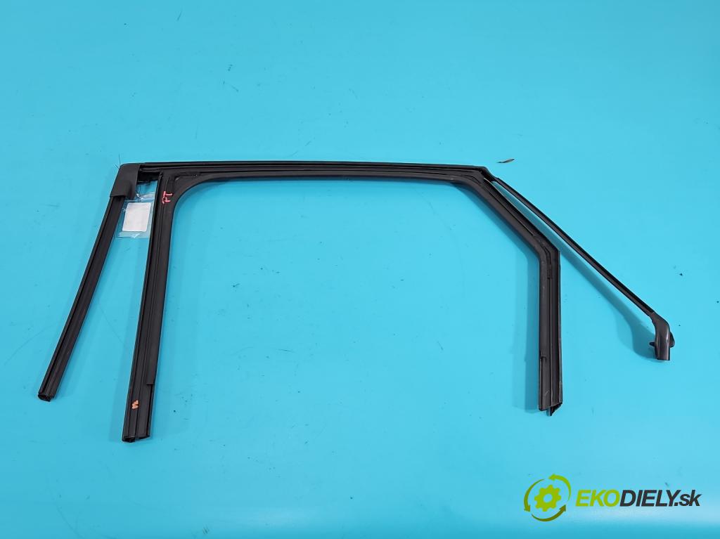 Peugeot 3008 II 2016-2023 2.0 hdi 150 hp manual 110 kW 1997 cm3 5- Těsnění: dveře zadní pravé 9811246780 (Karoserie ostatní)