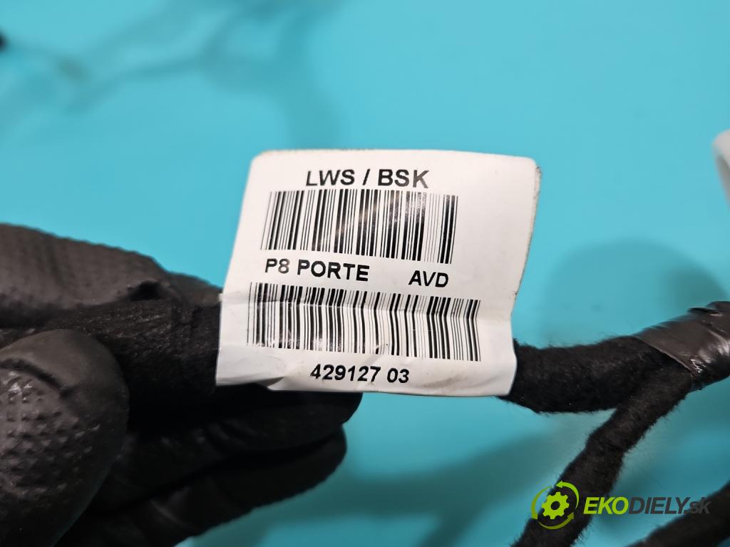 Peugeot 3008 II 2016-2023 2.0 hdi 150 HP manual 110 kW 1997 cm3 5- Zväzok: dvere predné pravých 9823044980